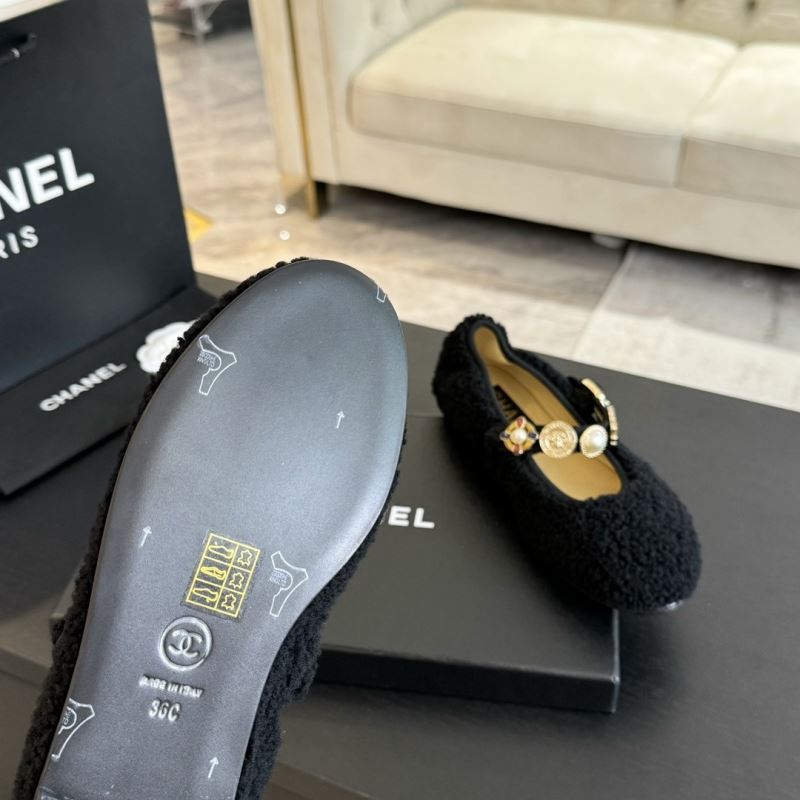 Chanel Low Shoes